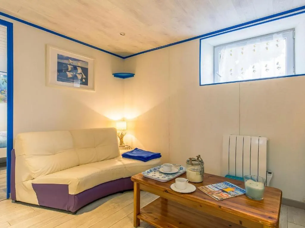 Holiday home La Glycine Villa Lampaul-Plouarzel France